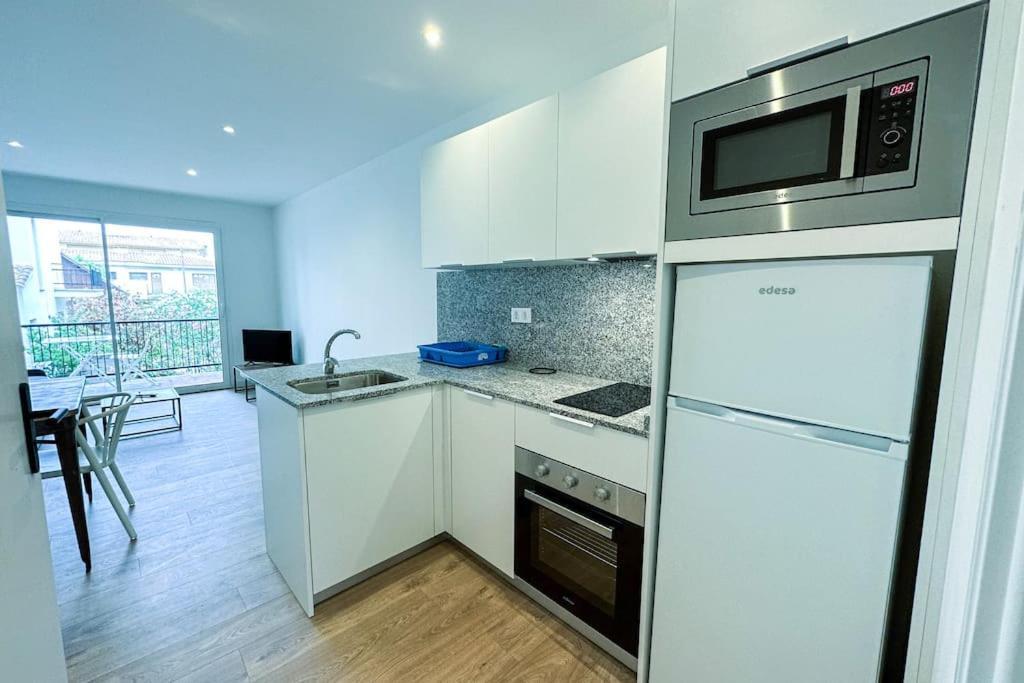 Can Romy Appartement T1 C - A 80M De La Plage De Cala Montgo L' Escala المظهر الخارجي الصورة