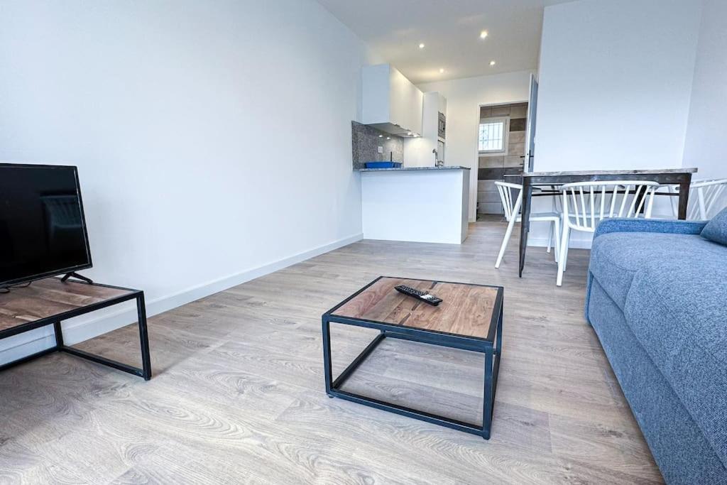 Can Romy Appartement T1 C - A 80M De La Plage De Cala Montgo L' Escala المظهر الخارجي الصورة